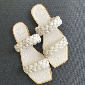 Dolce Vita Indy sandals